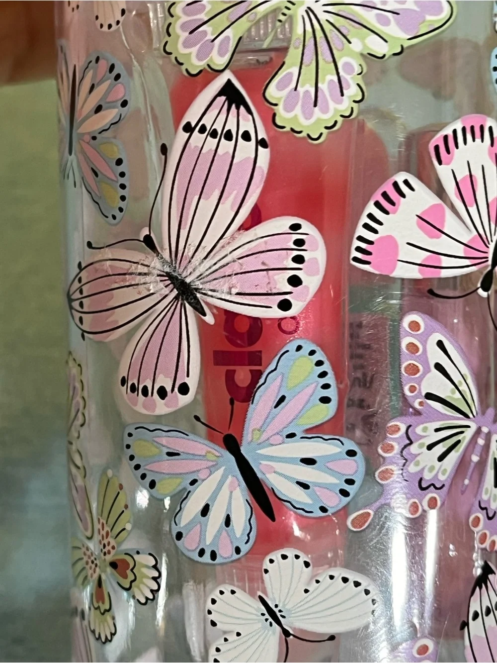 Claire’s Butterfly Tumbler with 2 Strawberry Cream Lip Glosses & Sparkly Bonus |